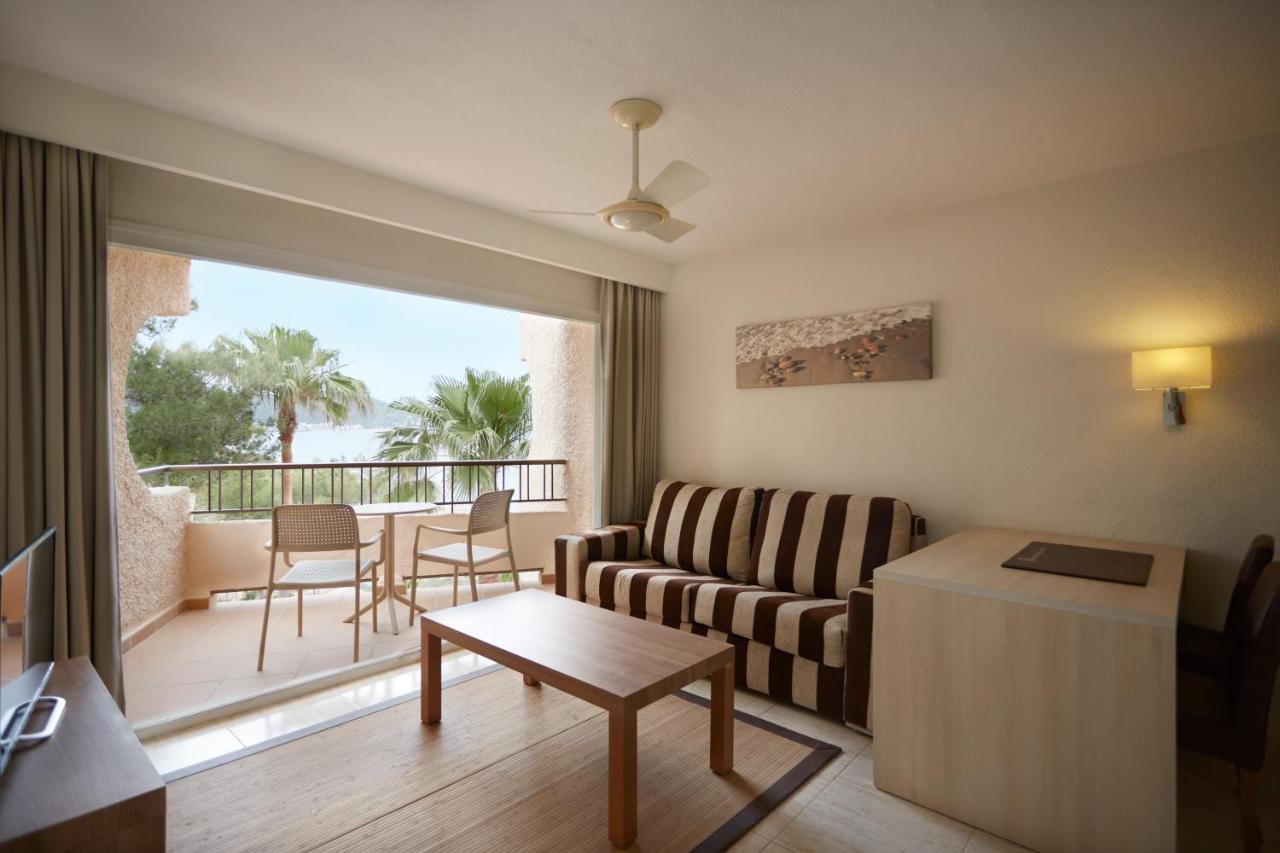 Invisa Hotel Club Cala Blanca Playa DPlaya Des Figueral Exteriér fotografie