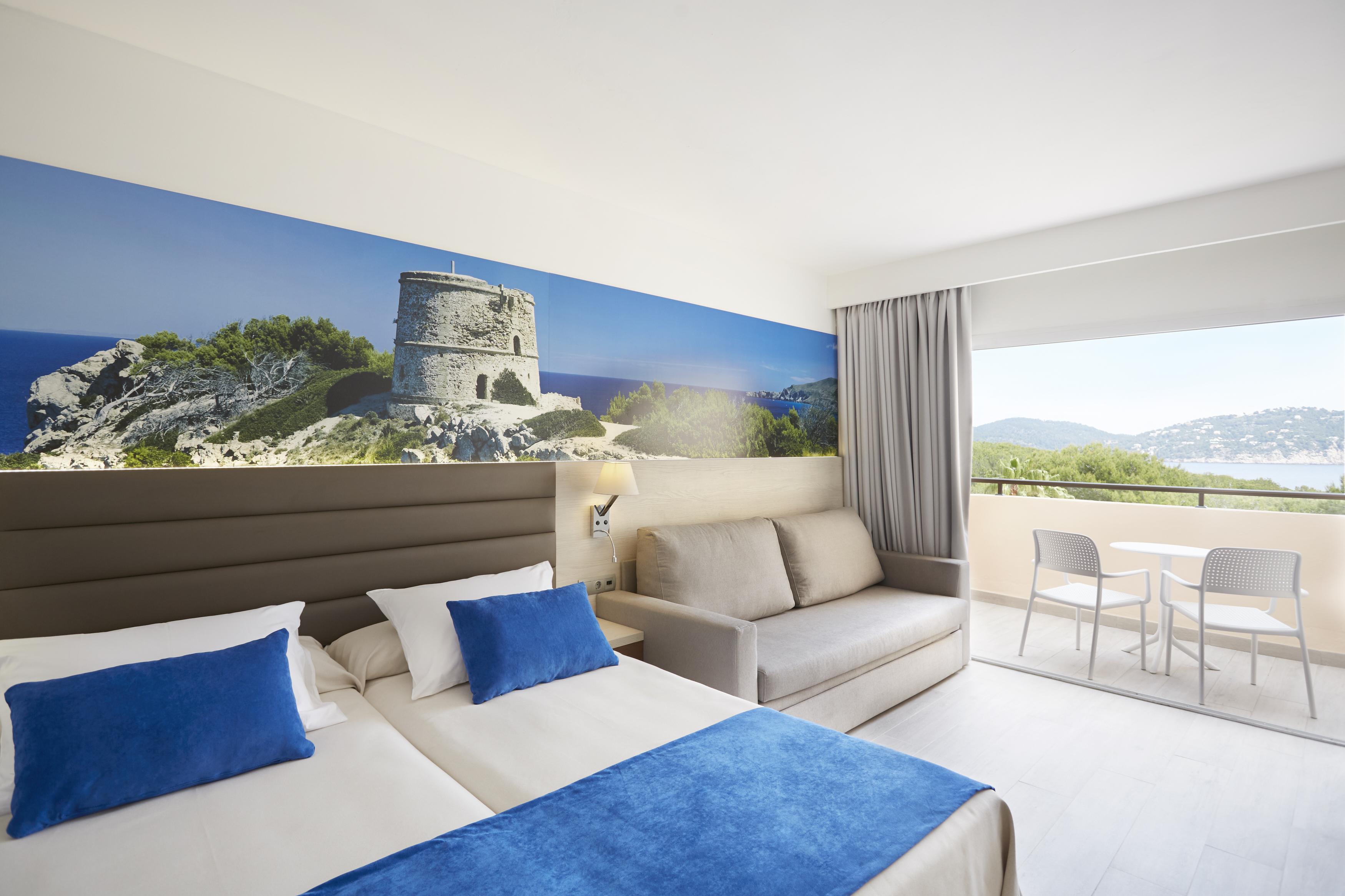 Invisa Hotel Club Cala Blanca Playa DPlaya Des Figueral Exteriér fotografie